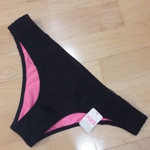 Bikini bottoms